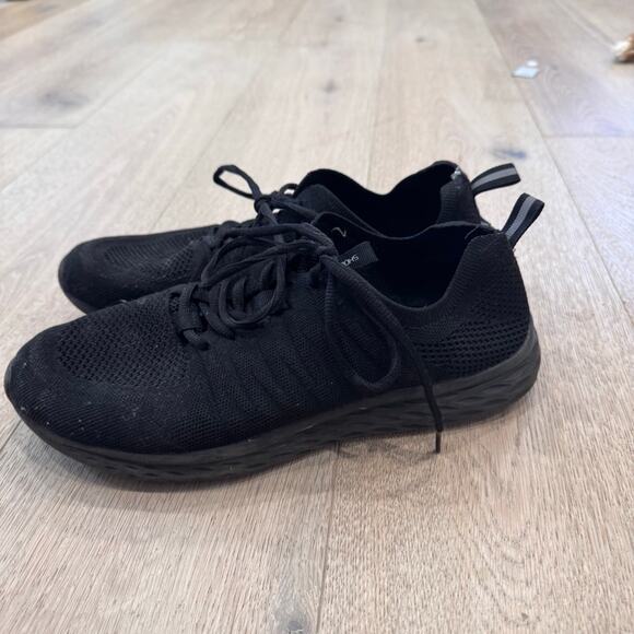 Shoescrews Everlight (Shoes for Crews) Sneakers - Picture 3 of 8